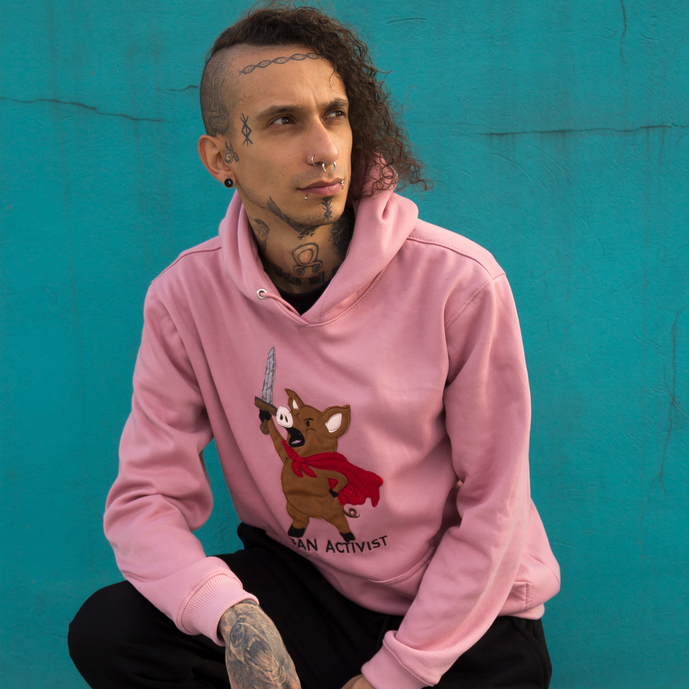 Hoodie Bordado "Vegan Activist" Rosa