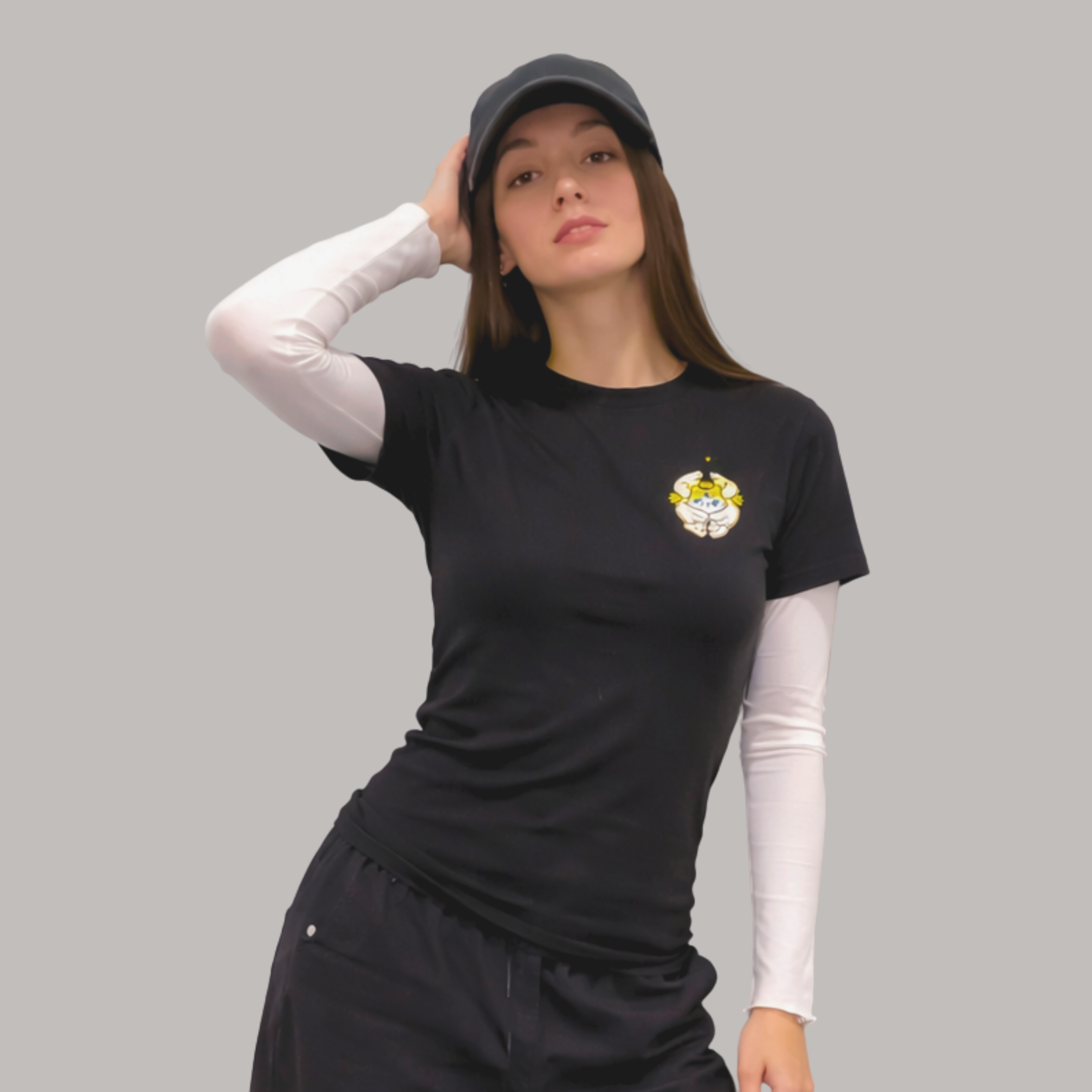 Camiseta Bordada "Gato Angel" Negro