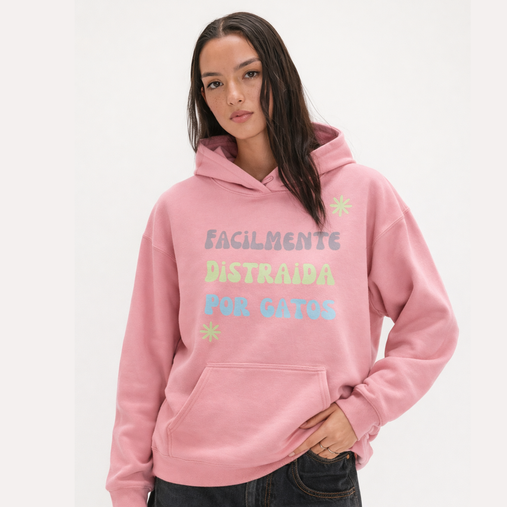 Hoodie Estampado "Facilmente distraida por gatos" Rosa